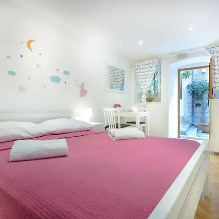 Bobo Guest house