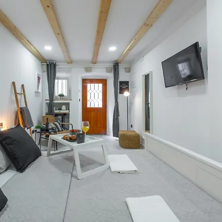 Πανσιόν Bobo 3*