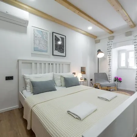 Bobo Πανσιόν Ντουμπρόβνικ